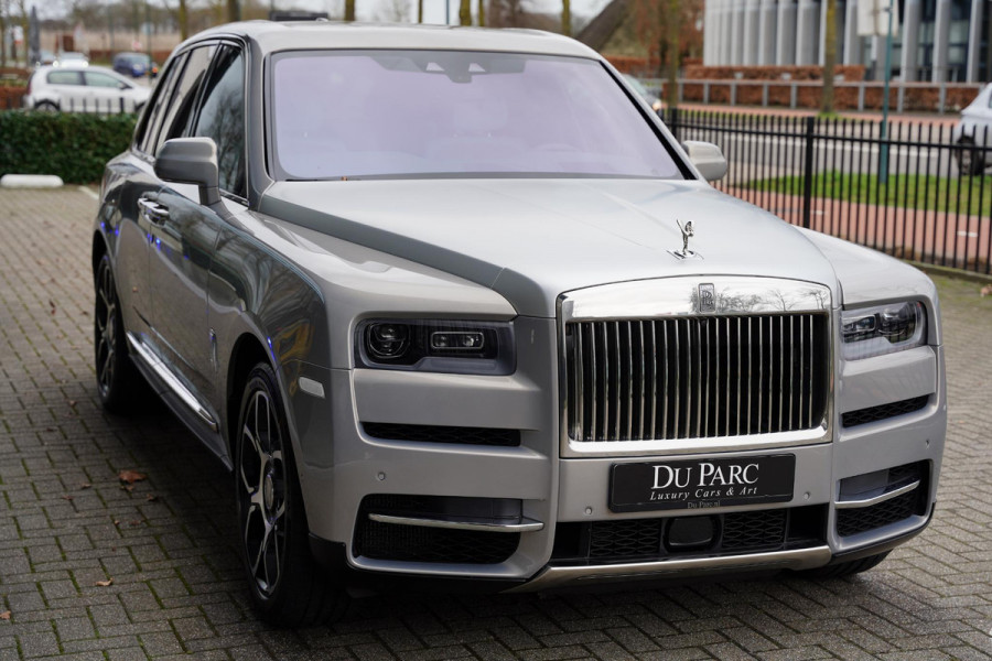 Rolls-Royce Cullinan 6.75 V12 / Bespoke Audio / Starlight / Twin-Coachline