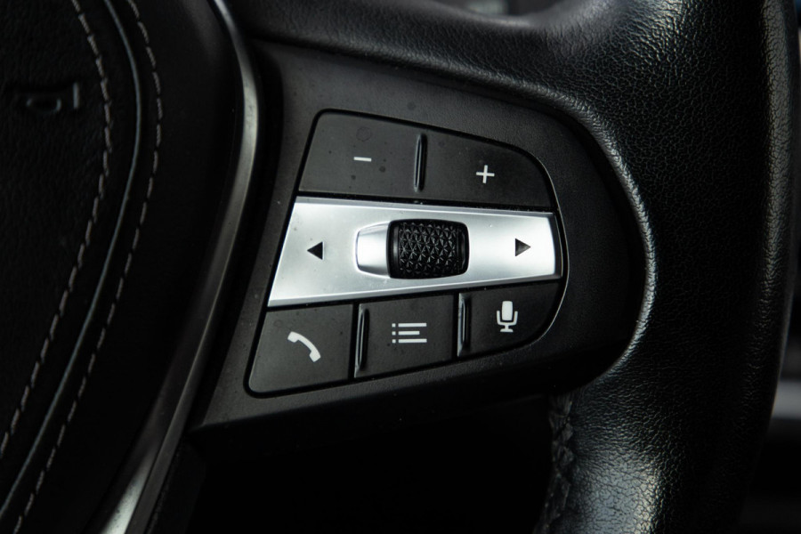 BMW X5 xDrive45e CARPLAY  / CAMERA / DEALER ONDERHOUDEN / BRUIN LEER / STOELVERWARMING