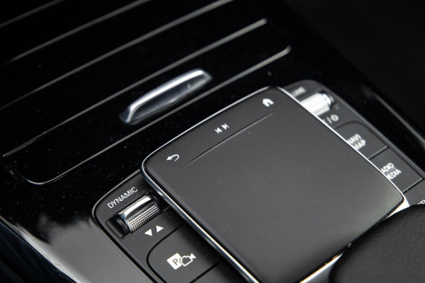 Mercedes-Benz A-Klasse 250 e Business Solution Luxury Limited CARPLAY / LEER / CAMERA / AUTOMAAT