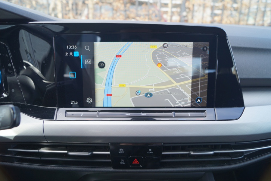 Volkswagen Golf 1.0 TSI 110pk Life -NAVI-ECC-PDC-LED-