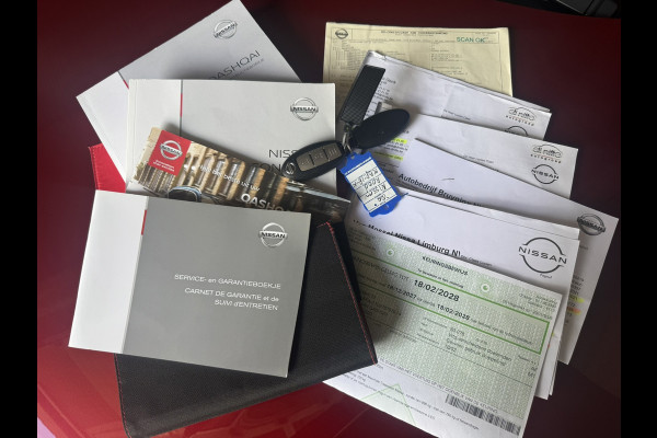 Nissan QASHQAI 1.3 DIG-T N-Tec Automaat Led Panorama Clima Cruise Carplay Pdc+360 Camera Trekhaak