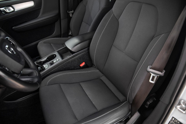 Volvo XC40 1.5 T4 Recharge Inscription AUTOMAAT / PLUG IN HYBRID / NAVI / STOELVERWARMING / CAMERA