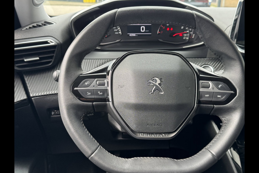 Peugeot 2008 1.2 PureTech Allure Pack 42.000 KM- Apple Carplay / Navigatie I Airco I LED I DPC I Sport pakket I Dealer onderhouden