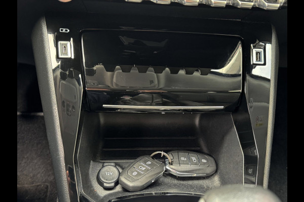 Peugeot 2008 1.2 PureTech Allure Pack 42.000 KM- Apple Carplay / Navigatie I Airco I LED I DPC I Sport pakket I Dealer onderhouden