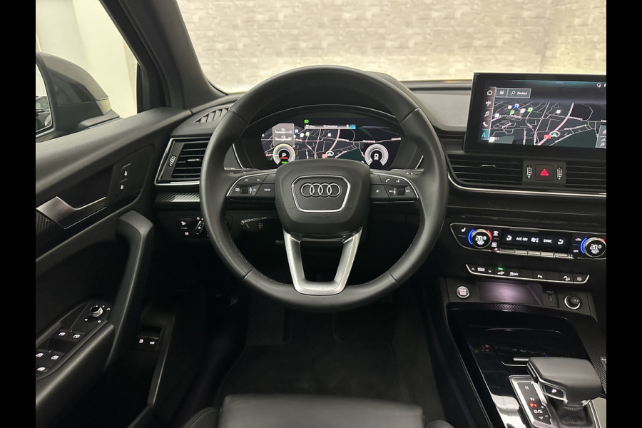 Audi Q5 Sportback 50 e S-Line | Luchtvering | Panorama | Carbon | Head-Up | Trekhaak | Keyless-Entry | Leder | Matrix-LED | Black-Optic | Standkachel | Virtual-Cockpit | Carplay | Getint Glas | Stoelverwarming | Zwarte Hemel | Draadloos Laden |