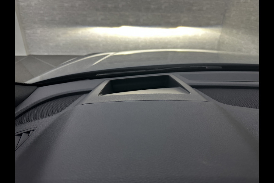 Audi Q5 Sportback 50 e S-Line | Luchtvering | Panorama | Carbon | Head-Up | Trekhaak | Keyless-Entry | Leder | Matrix-LED | Black-Optic | Standkachel | Virtual-Cockpit | Carplay | Getint Glas | Stoelverwarming | Zwarte Hemel | Draadloos Laden |