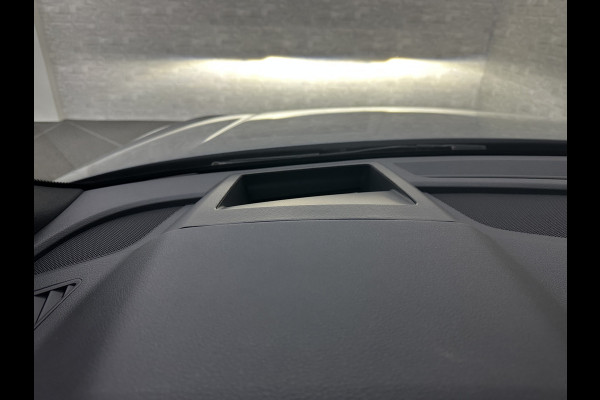 Audi Q5 Sportback 50 e S-Line | Luchtvering | Panorama | Carbon | Head-Up | Trekhaak | Keyless-Entry | Leder | Matrix-LED | Black-Optic | Standkachel | Virtual-Cockpit | Carplay | Getint Glas | Stoelverwarming | Zwarte Hemel | Draadloos Laden |