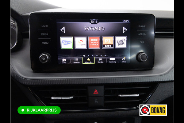 Škoda SCALA 1.0 TSI Ambition Comfort Automaat 110 PK Stoel- en stuurverwarming , Climate control , Apple Carplay, Android auto, PDC achter All season banden