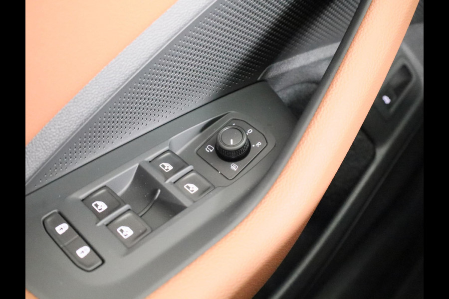 Škoda Superb First Edition Combi 1.5 TSI m-HEV 150pk DSG-7 | Panoramadak | Leder | Light & View |