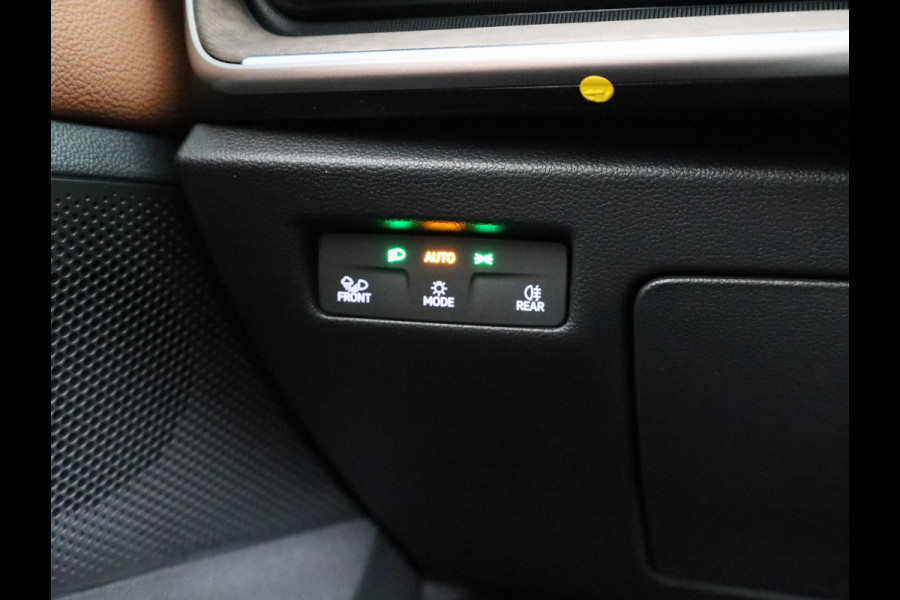 Škoda Superb First Edition Combi 1.5 TSI m-HEV 150pk DSG-7 | Panoramadak | Leder | Light & View |