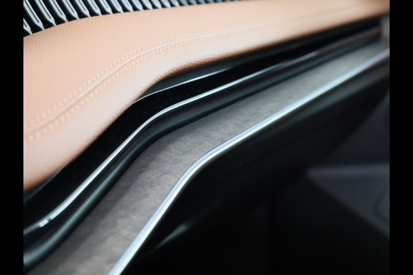 Škoda Superb First Edition Combi 1.5 TSI m-HEV 150pk DSG-7 | Panoramadak | Leder | Light & View |