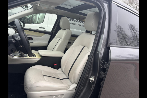 Mazda CX-60 2.5 e-SkyActiv PHEV Takumi | Bellen voor bezichtiging | 328pk | SCI |  Panoramadak / Kanteldak (Glas) |  360 graden camera | Achteruitrijcamera | Stoelverwarming |  Adaptieve Cruise Control