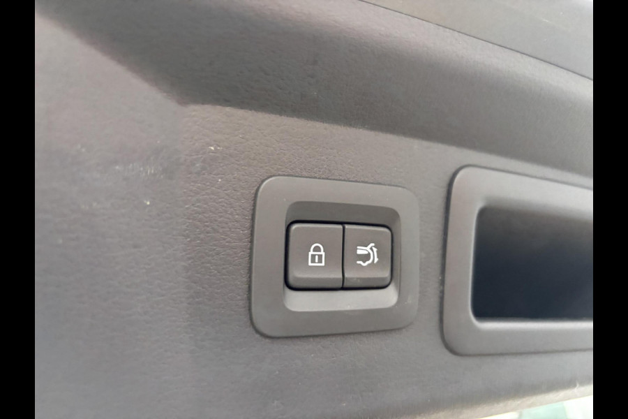 Mazda CX-60 2.5 e-SkyActiv PHEV Takumi | Bellen voor bezichtiging | 328pk | SCI |  Panoramadak / Kanteldak (Glas) |  360 graden camera | Achteruitrijcamera | Stoelverwarming |  Adaptieve Cruise Control