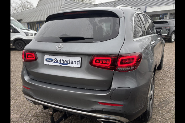 Mercedes-Benz GLC 300e 4MATIC AMG Line | Bellen voor bezichtiging | SCI | 320pk PHEV | Panormadak | Afneembare Trekhaak | Burmester Audio | Stoelverwarming |  Achteruitrijcamera