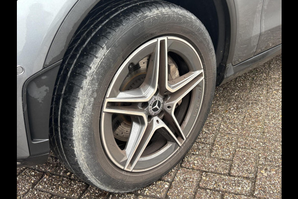 Mercedes-Benz GLC 300e 4MATIC AMG Line | Bellen voor bezichtiging | SCI | 320pk PHEV | Panormadak | Afneembare Trekhaak | Burmester Audio | Stoelverwarming |  Achteruitrijcamera