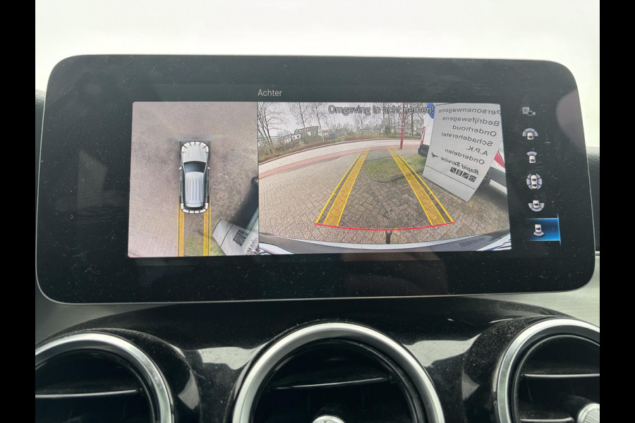Mercedes-Benz GLC 300e 4MATIC AMG Line | Bellen voor bezichtiging | SCI | 320pk PHEV | Panormadak | Afneembare Trekhaak | Burmester Audio | Stoelverwarming |  Achteruitrijcamera