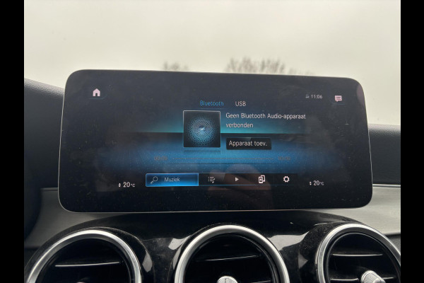 Mercedes-Benz GLC 300e 4MATIC AMG Line | Bellen voor bezichtiging | SCI | 320pk PHEV | Panormadak | Afneembare Trekhaak | Burmester Audio | Stoelverwarming |  Achteruitrijcamera