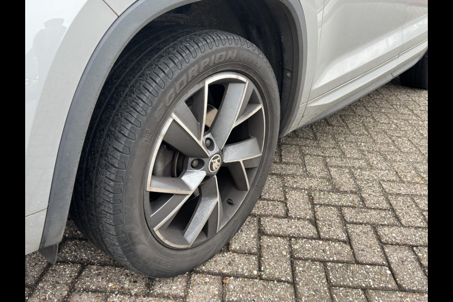 Škoda Kodiaq 1.5 TSI Sportline Business | Bellen voor bezichtiging  | 150pk | SCI | Stoelverwarming | Adaptive cruise control | Elektrische achterklep | Keyless entry