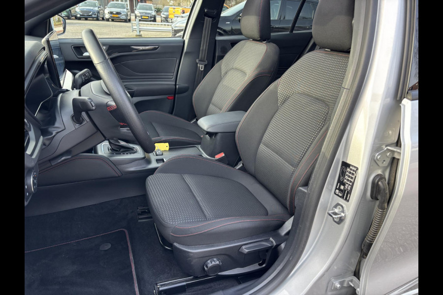 Ford FOCUS Wagon 1.0 EcoBoost Hybrid ST Line X 155pk | Trekhaak afneembaar | Panoramadak | Bang&Olufsen | Adaptive cruise control | Winter Pack | All season banden | Camera