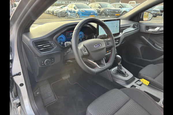Ford FOCUS Wagon 1.0 EcoBoost Hybrid ST Line X 155pk | Trekhaak afneembaar | Panoramadak | Bang&Olufsen | Adaptive cruise control | Winter Pack | All season banden | Camera