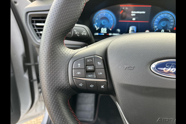 Ford FOCUS Wagon 1.0 EcoBoost Hybrid ST Line X 155pk | Trekhaak afneembaar | Panoramadak | Bang&Olufsen | Adaptive cruise control | Winter Pack | All season banden | Camera