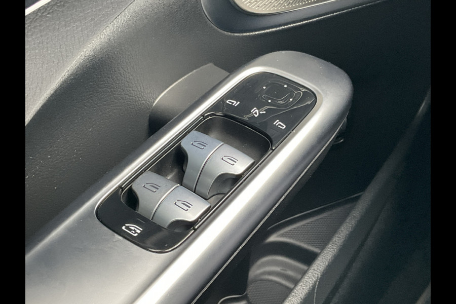 Mercedes-Benz C-Klasse Estate 180 AMG Line Pano Burmester Memory HUD Trekhaak Leer Verw+Ventilatie BOMVOL!