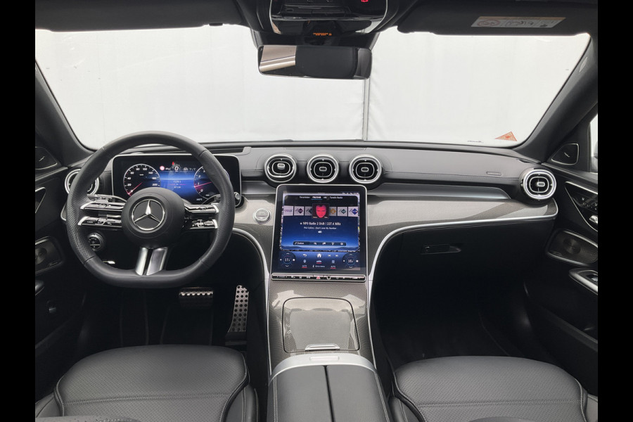 Mercedes-Benz C-Klasse Estate 180 AMG Line Pano Burmester Memory HUD Trekhaak Leer Verw+Ventilatie BOMVOL!