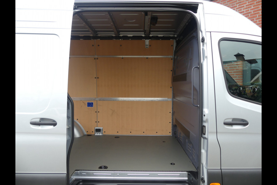 Mercedes-Benz Sprinter 317 CDI L2H2 LED/Camera/PDC/Navigatie