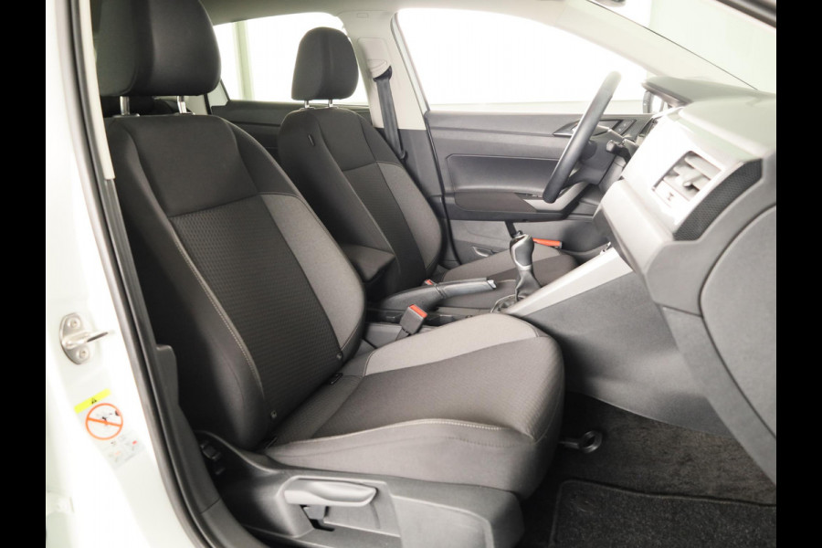 Volkswagen Polo 1.0 TSI Life Edition | Navigatie via App | Parkeersensoren | Achteruitrijcamera | Adaptieve cruise control | Stoelverwarming |