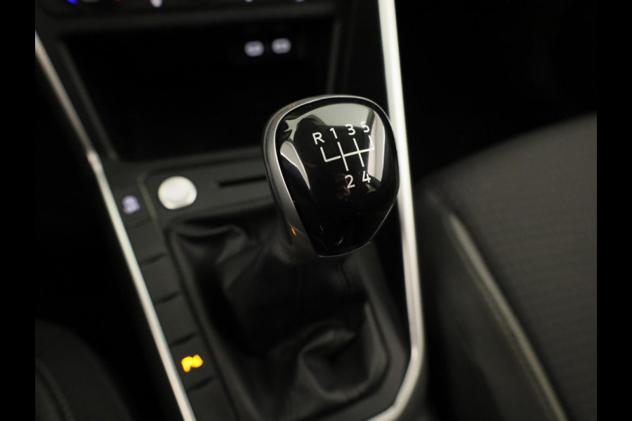 Volkswagen Polo 1.0 TSI Life Edition | Navigatie via App | Parkeersensoren | Achteruitrijcamera | Adaptieve cruise control | Stoelverwarming |