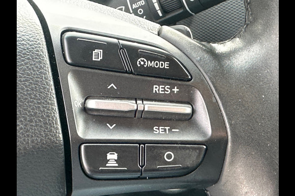 Hyundai Kona EV Premium 64 kWh | FACE 3 | WARMTEPOMP \SOH 100%