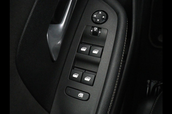 Opel Mokka-e Ultimate 50 kWh | SOH 90% | 3 Fase | Stoelverwarming | Leder/Alcantara | Warmtepomp | Adaptive cruise | Camera | Stuurverwarming | Carplay | Matrix LED | Navigatie | Park Assist