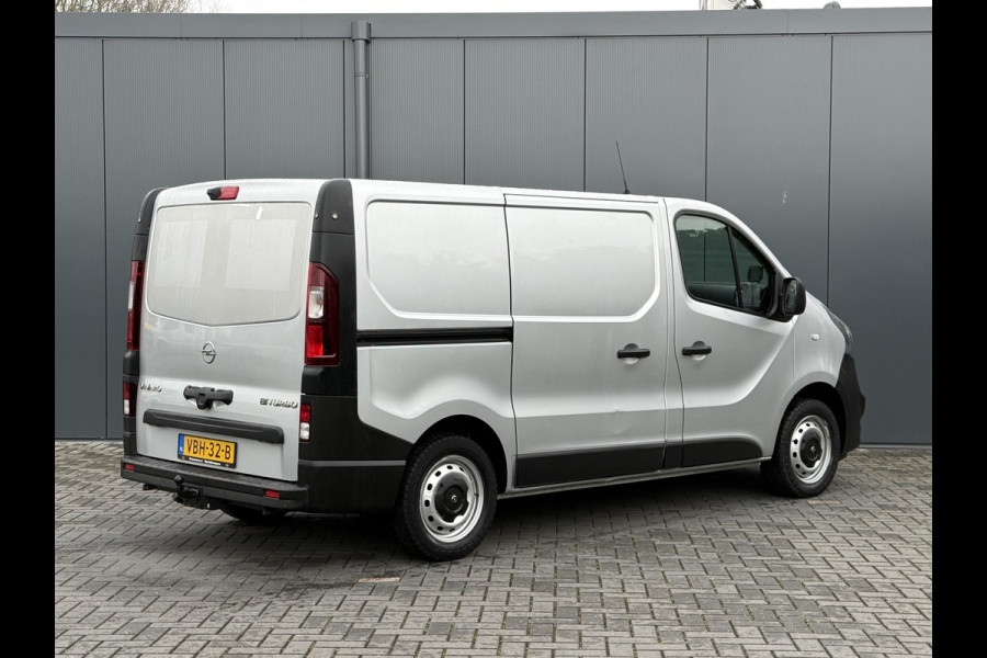 Opel Vivaro 1.6 CDTI 126 PK / L1H1 / 1e EIG. / TREKHAAK / ACHTERKLEP / AIRCO / CRUISE / NAVI / CAMERA / BLUETOOTH