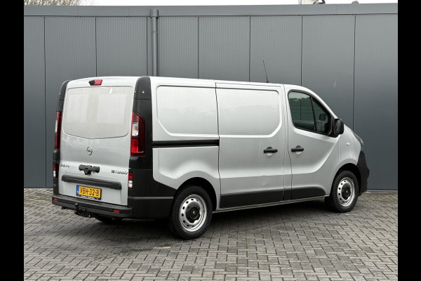 Opel Vivaro 1.6 CDTI 126 PK / L1H1 / 1e EIG. / TREKHAAK / ACHTERKLEP / AIRCO / CRUISE / NAVI / CAMERA / BLUETOOTH