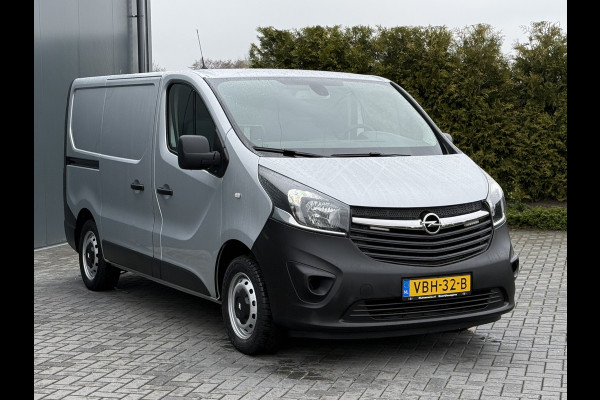 Opel Vivaro 1.6 CDTI 126 PK / L1H1 / 1e EIG. / TREKHAAK / ACHTERKLEP / AIRCO / CRUISE / NAVI / CAMERA / BLUETOOTH