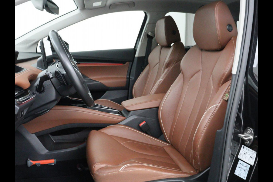 Škoda ENYAQ iV 80 | SOH 91% | Panoramadak | Trekhaak | Leder | Stoelverwarming | Camera | Sfeerverlichting | Navigatie | Carplay | Cruise control | Full LED | Keyless | Getint glas