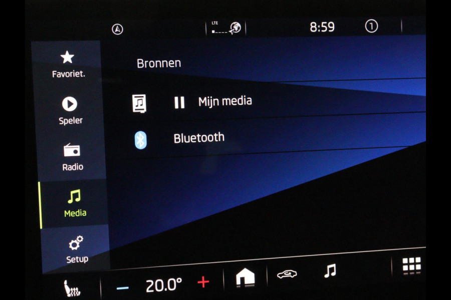 Škoda ENYAQ iV 80 | SOH 91% | Panoramadak | Trekhaak | Leder | Stoelverwarming | Camera | Sfeerverlichting | Navigatie | Carplay | Cruise control | Full LED | Keyless | Getint glas