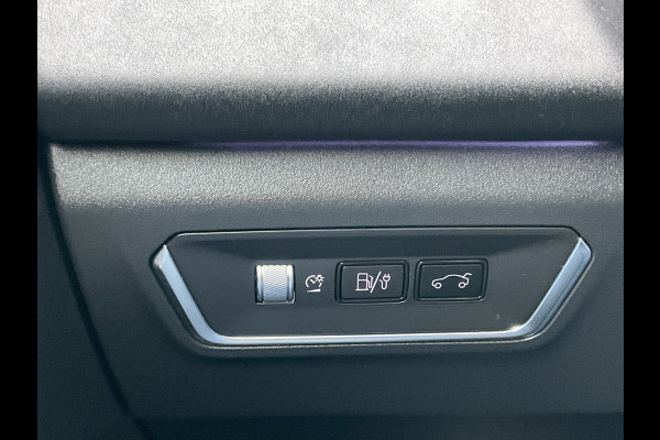 Lynk & Co 01 1.5 262pk Plug-in Carplay Adapt.Cruise Stoelverw Black