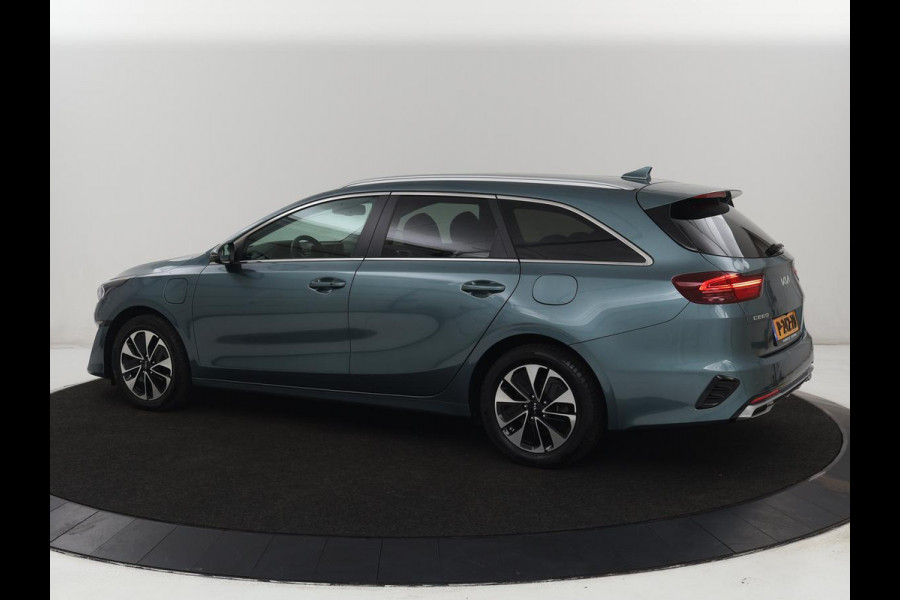 Kia Ceed 1.6 GDI PHEV DynamicPlusLine | Stoel & stuurverwarming | Adaptive cruise | Camera | Carplay | Keyless | Full LED | Navigatie | Climate control | Plug In