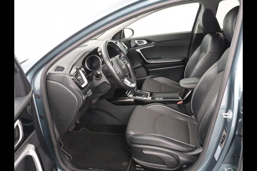 Kia Ceed 1.6 GDI PHEV DynamicPlusLine | Stoel & stuurverwarming | Adaptive cruise | Camera | Carplay | Keyless | Full LED | Navigatie | Climate control | Plug In