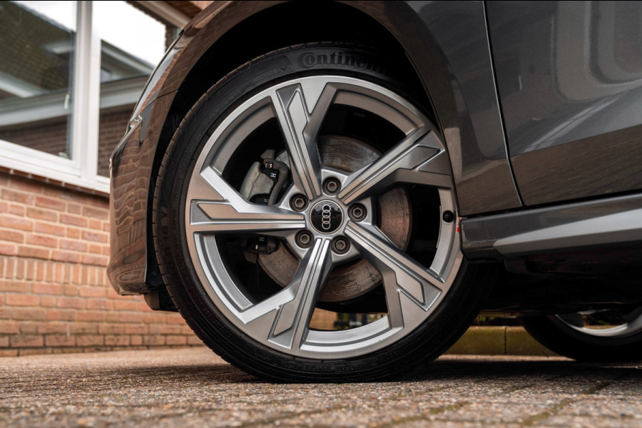 Audi A3 Sportback 40 TFSI e S Edition 204 PK S-Line ACC Ambiance Camera Keyless Elek.Klep 18''