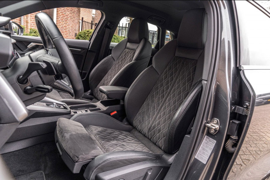 Audi A3 Sportback 40 TFSI e S Edition 204 PK S-Line ACC Ambiance Camera Keyless Elek.Klep 18''