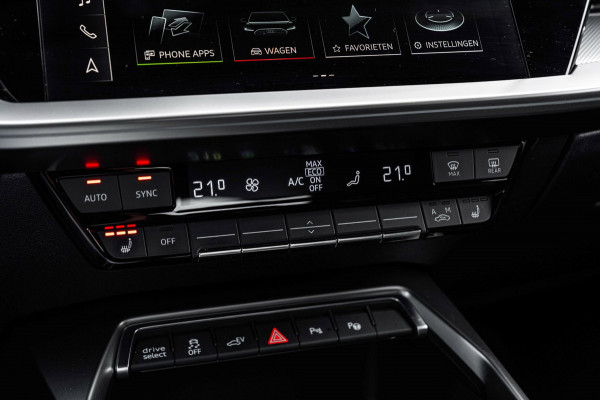 Audi A3 Sportback 40 TFSI e S Edition 204 PK S-Line ACC Ambiance Camera Keyless Elek.Klep 18''