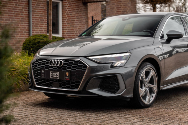 Audi A3 Sportback 40 TFSI e S Edition 204 PK S-Line ACC Ambiance Camera Keyless Elek.Klep 18''