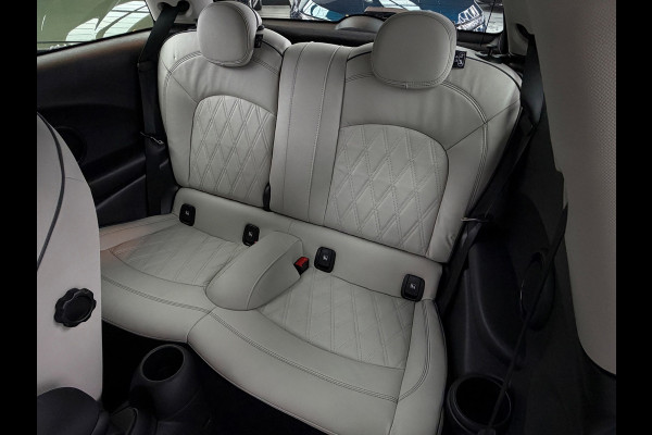 MINI Cooper 1.5 Camden CarPlay Camera