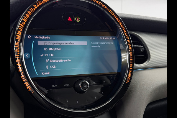 MINI Cooper 1.5 Camden CarPlay Camera