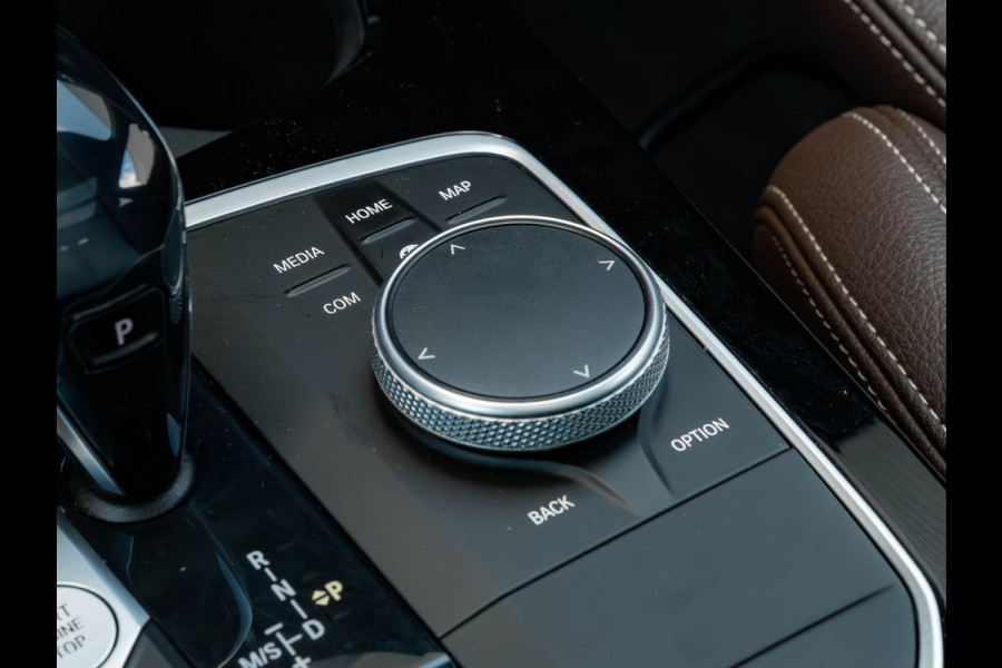 BMW 1-serie 118i M-Sport - Pano - Harman Kardon - Stoelverwarming