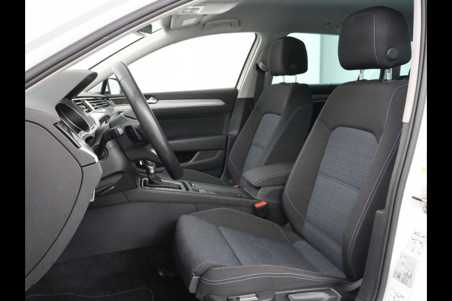 Volkswagen Passat 1.4 TSI PHEV GTE | Stoelverwarming | Trekhaak | Massage | 360 Camera | Stuurverwarming | Adaptive cruise | Matrix LED | Carplay | Navigatie | Parkeerhulp | Plug In