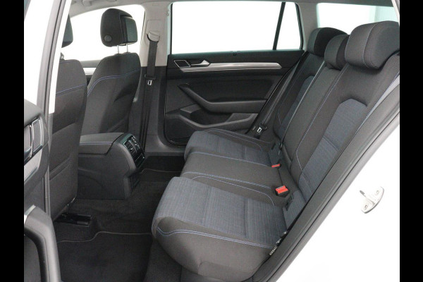 Volkswagen Passat 1.4 TSI PHEV GTE | Stoelverwarming | Trekhaak | Massage | 360 Camera | Stuurverwarming | Adaptive cruise | Matrix LED | Carplay | Navigatie | Parkeerhulp | Plug In