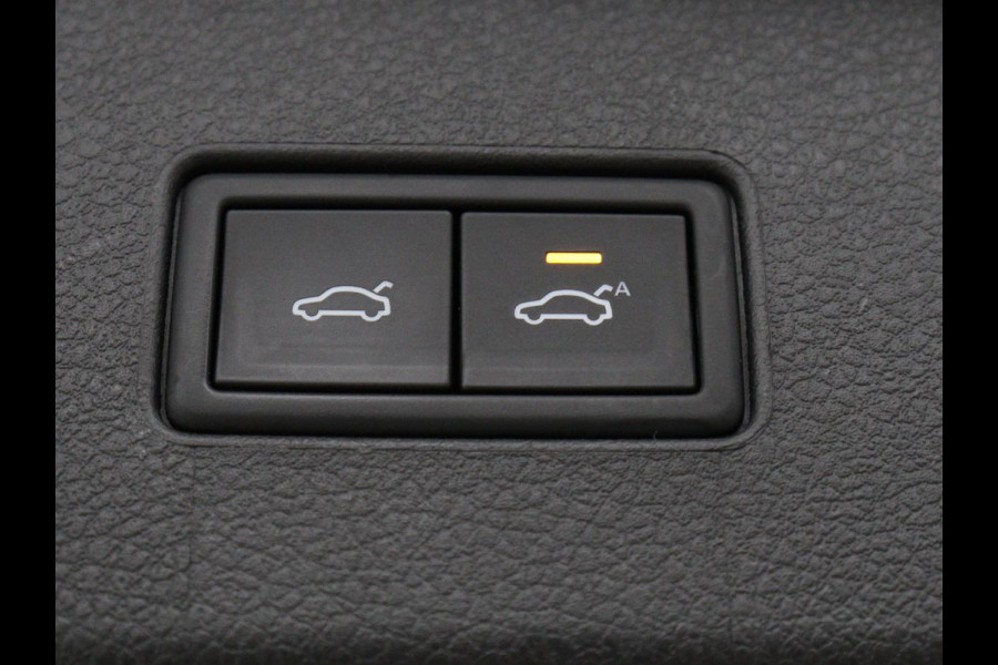 Volkswagen Passat 1.4 TSI PHEV GTE | Stoelverwarming | Trekhaak | Massage | 360 Camera | Stuurverwarming | Adaptive cruise | Matrix LED | Carplay | Navigatie | Parkeerhulp | Plug In